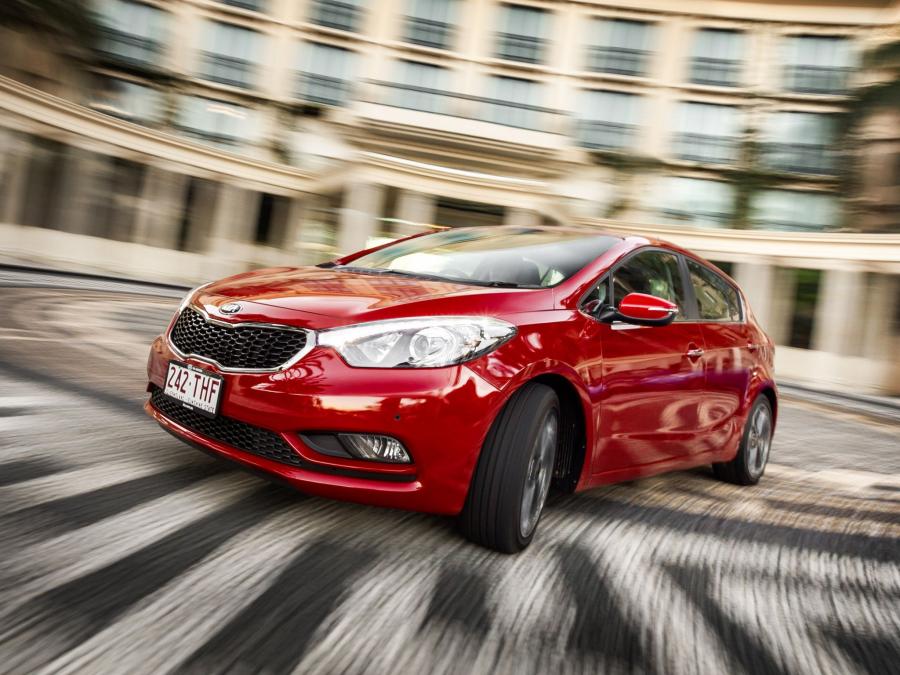  Kia Cerato Hatchback 2013 года  (AU) (фото 20 из 23)